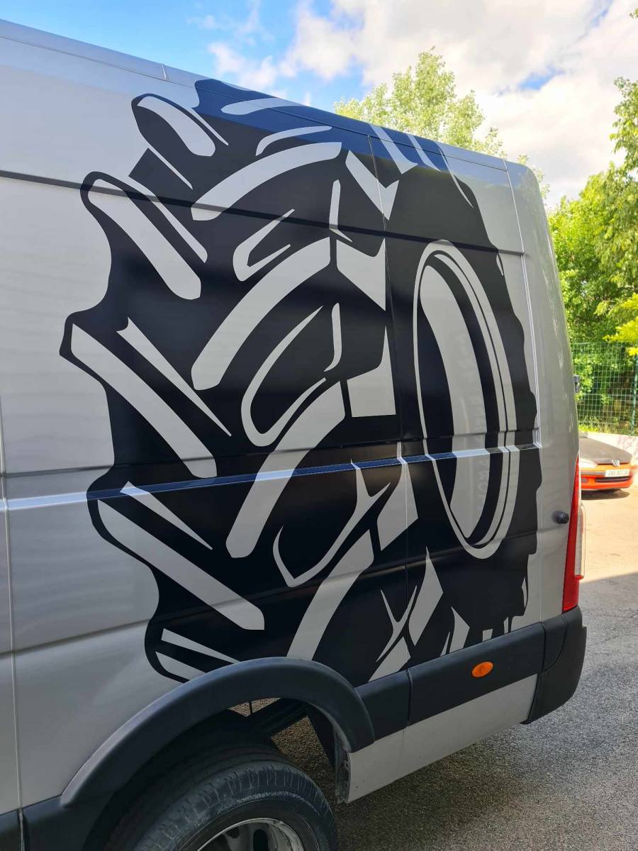 Stickage publicitaire sur Castelnau le lez 