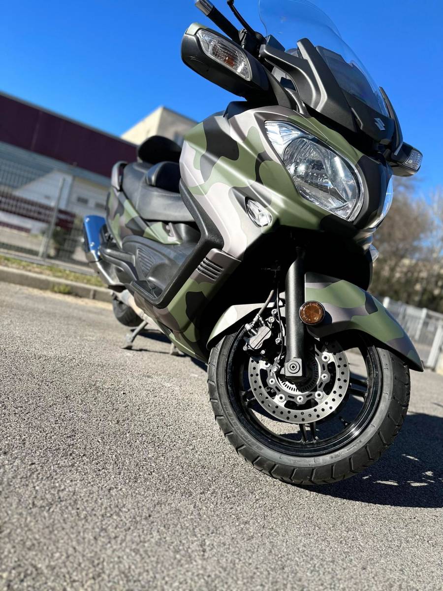 Camouflage sur Montpellier 