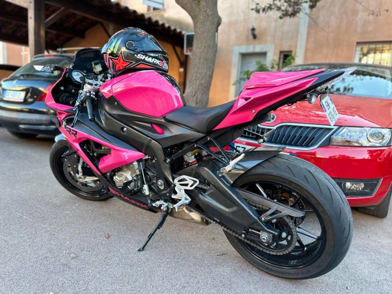 Wrapping sur cette Bmw s1000 rr 