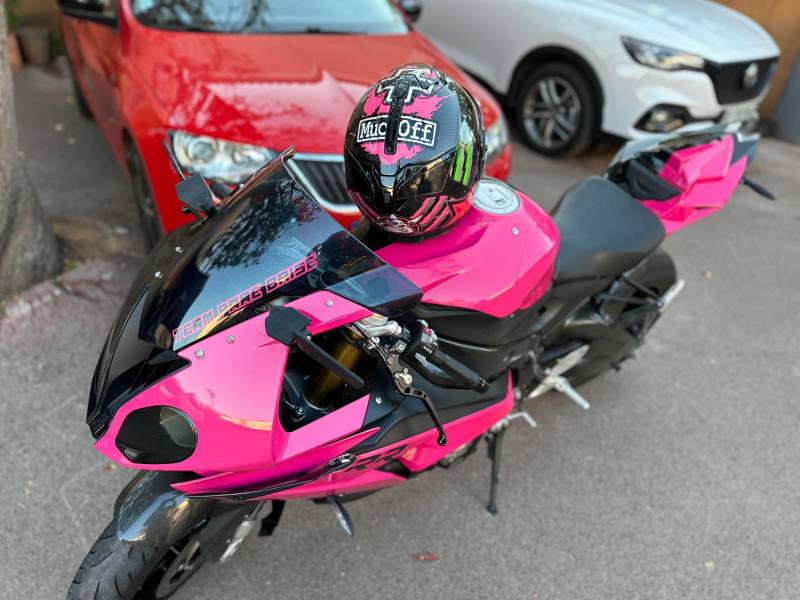 Covering rose sur bmw s1000 rr