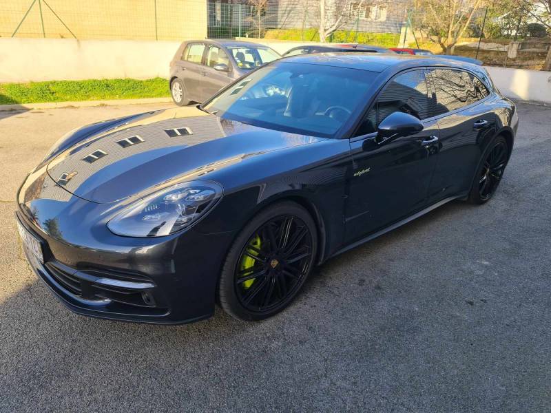 Films solaire sur cette Porsche panamera  à Montpellier 