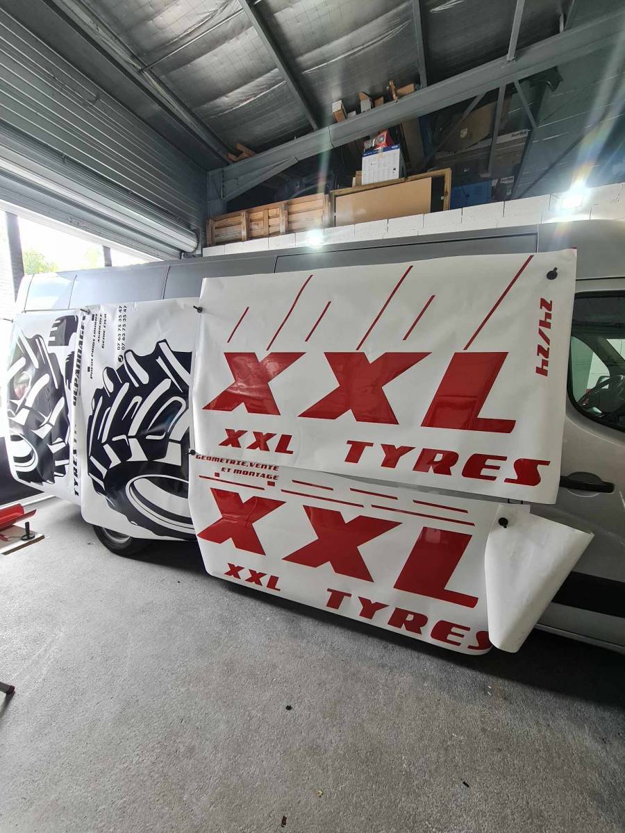 Création pub sur Castelnau le lez 