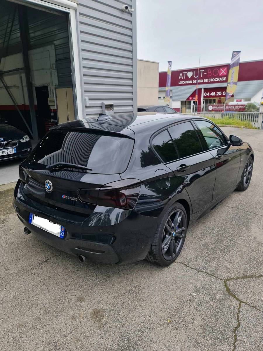 Feux teintés sur Lunel 