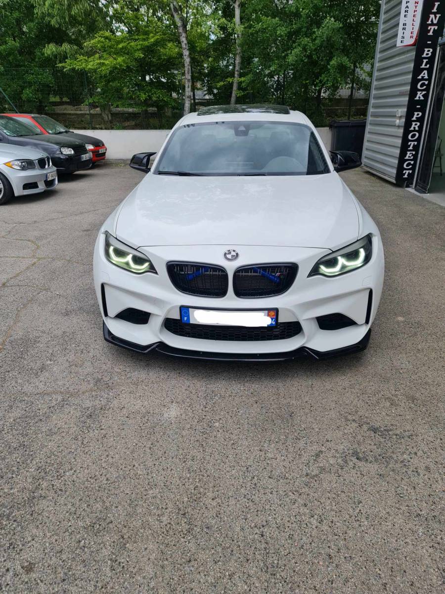 Feux teintées sur cette Bmw m2 sur cCastelnau le lez 