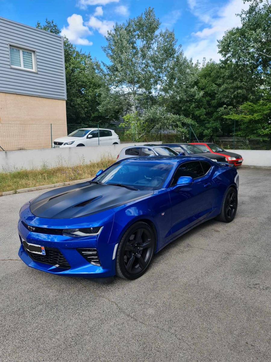 Film solaire sur cette Chevrolet camaro sur Juvignac 