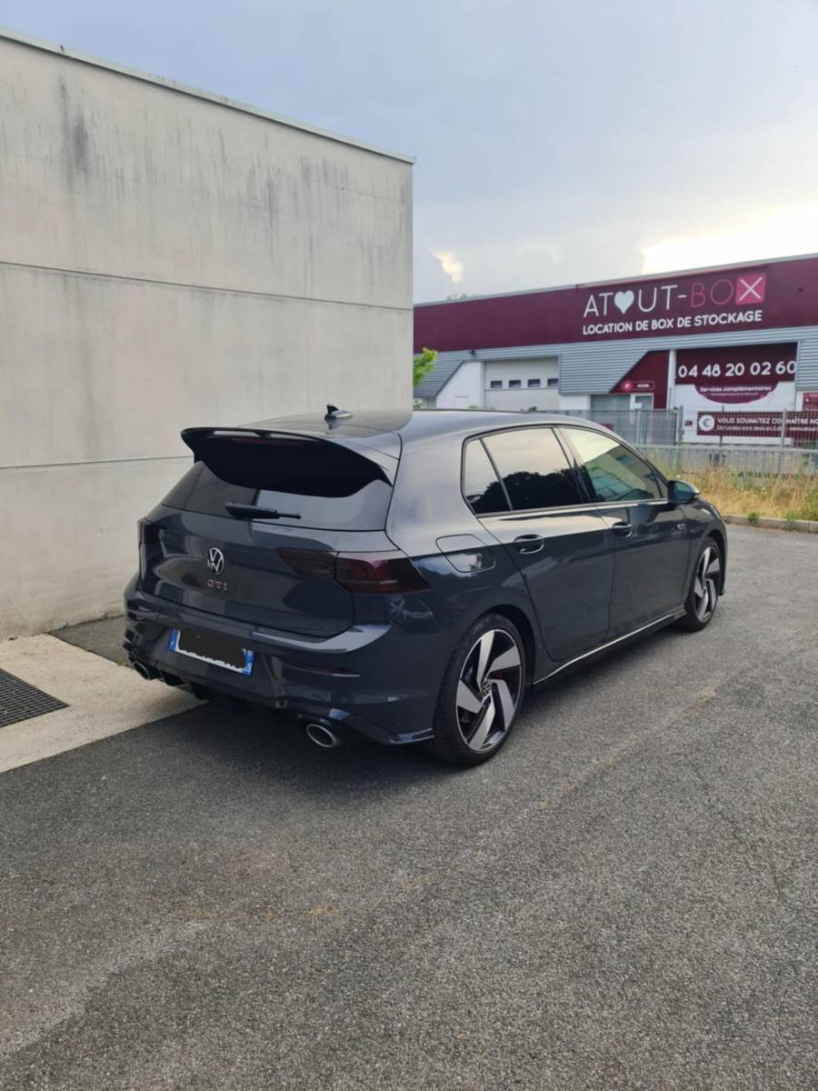 Pares teintées sur cette Volkswagen golf 8 gti sur Montpellier 