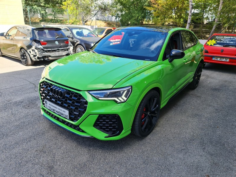 Pare brise remplacé sur cette audi rsq3