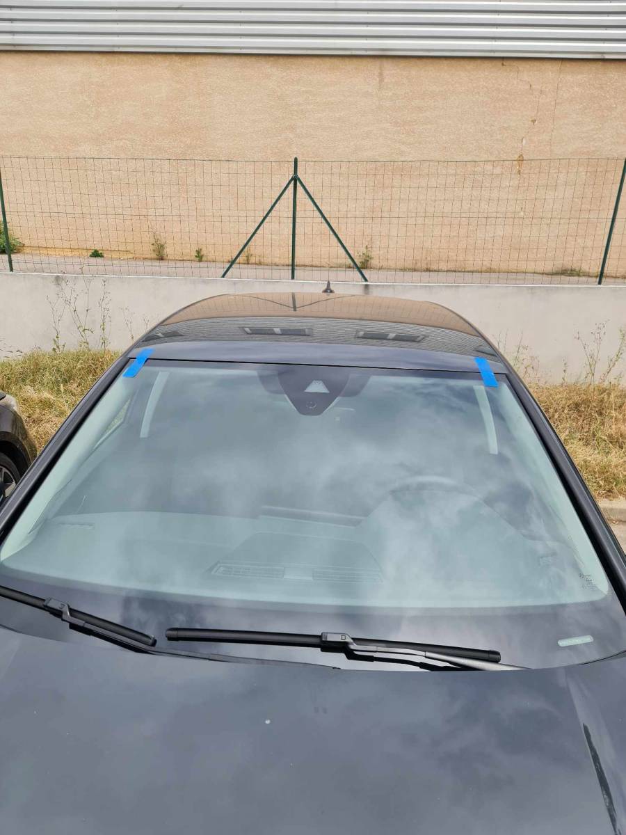 changement de pare brsie sur volkswagen golf 8 chez Team Pare Brise à Montpellier 