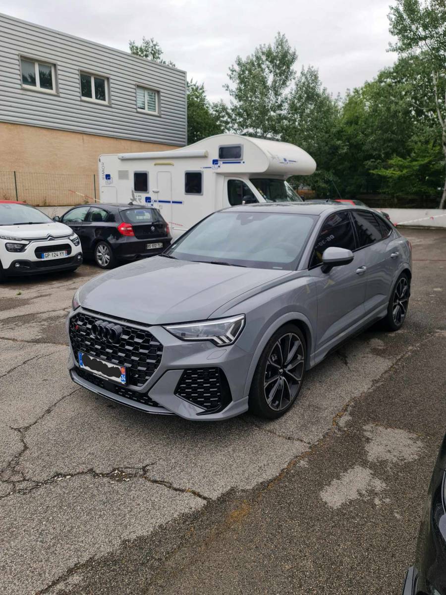 Vitres teintées sur cette Audi Rsq 3 chez Team Pare Brise à Montpeliier 